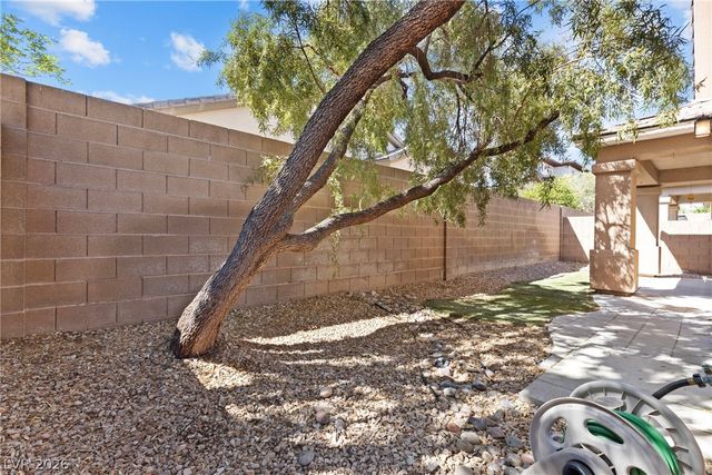 7057 Point Cabrillo Court, Las Vegas, NV 89113