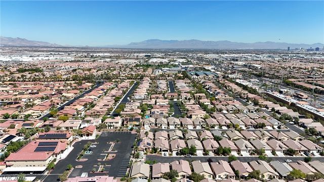 7057 Point Cabrillo Court, Las Vegas, NV 89113