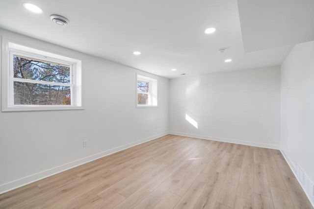 21740 W Lochinvar LANE, New Berlin, WI 53146