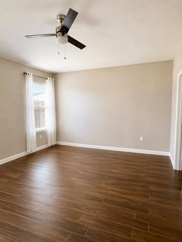 12215 Timber Arch LN, Manor, TX 78653