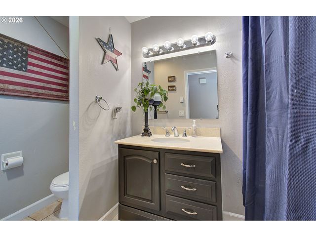 9808 Ne 114TH Ave, Vancouver, WA 98662