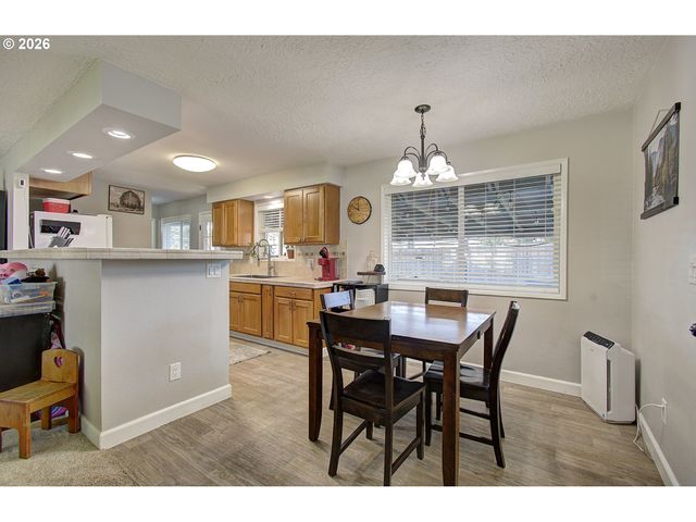 9808 Ne 114TH Ave, Vancouver, WA 98662