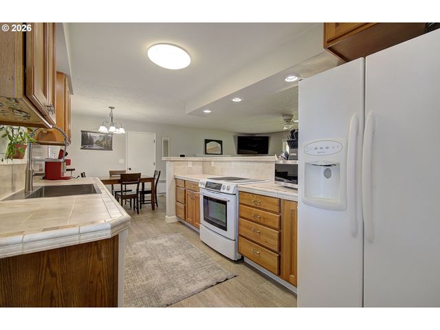 9808 Ne 114TH Ave, Vancouver, WA 98662