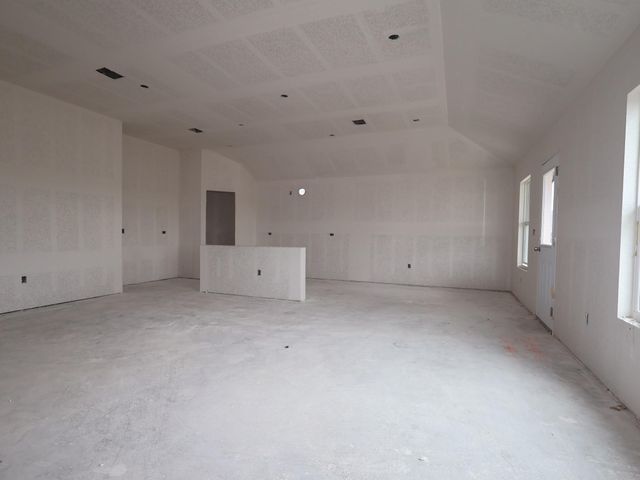 12400 Setting Peak LN, Buda, TX 78610