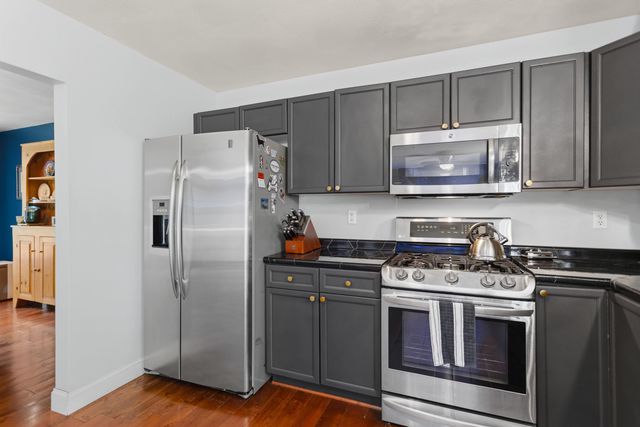 124 Olde Bridge Lane, Epping, NH 03042