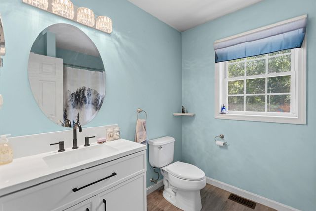 124 Olde Bridge Lane, Epping, NH 03042