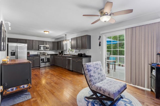 124 Olde Bridge Lane, Epping, NH 03042