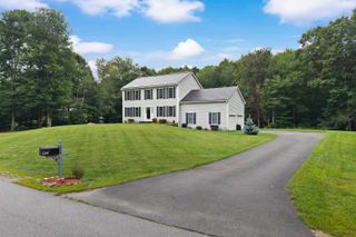124 Olde Bridge Lane, Epping, NH 03042