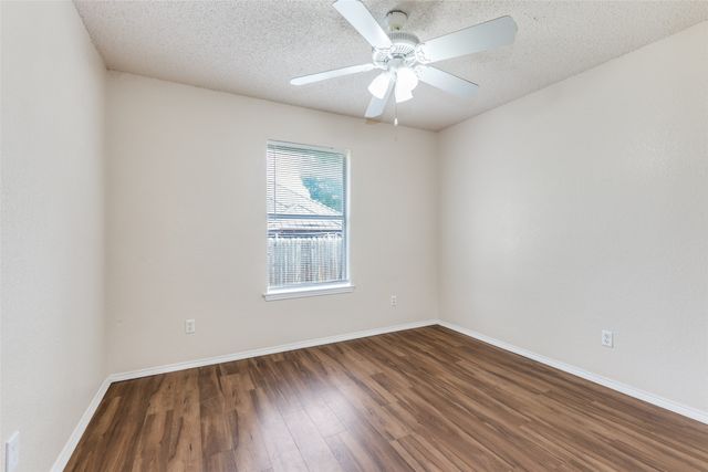 113 Saint James Court, Rhome, TX 76078