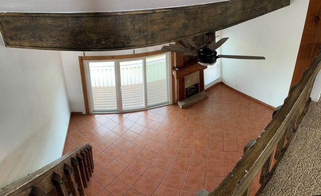640 Harbor Drive, Azle, TX 76020