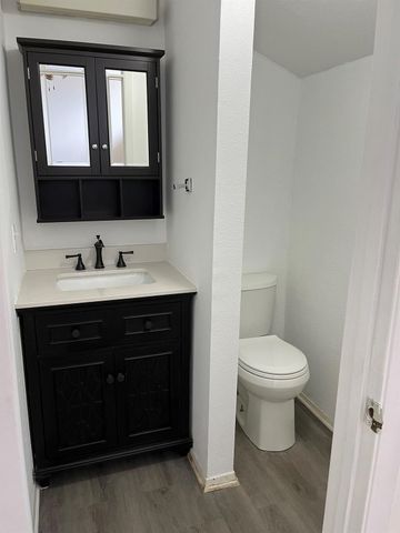 640 Harbor Drive, Azle, TX 76020
