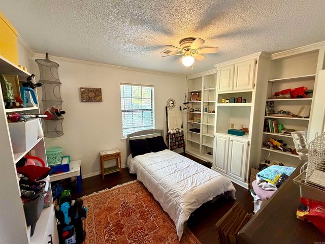 1013 Woodlawn Avenue, Hot Springs, AR 71913