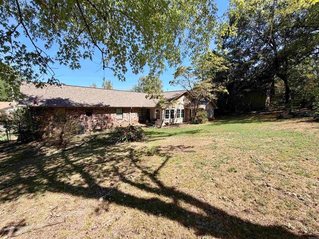 1013 Woodlawn Avenue, Hot Springs, AR 71913