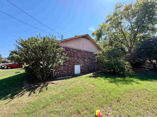1013 Woodlawn Avenue, Hot Springs, AR 71913