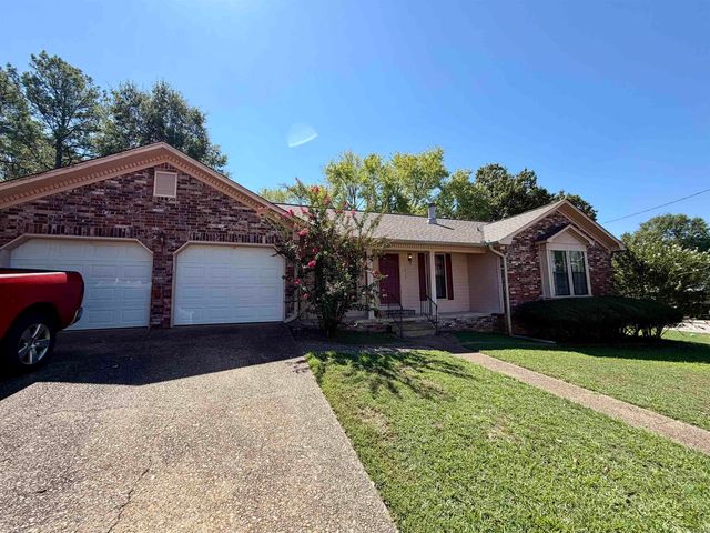 1013 Woodlawn Avenue, Hot Springs, AR 71913