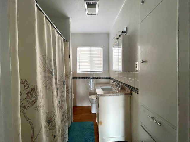 709 W Waco St, Marfa, TX 79843