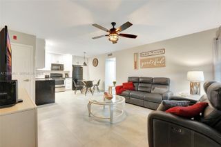 221 SE 9th Ave 102, Pompano Beach, FL 33060