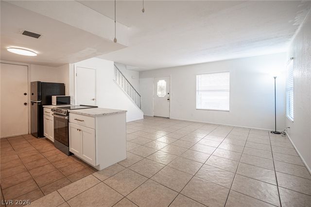 1428 Lorilyn Avenue 3, Las Vegas, NV 89119