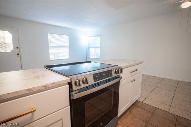 1428 Lorilyn Avenue 3, Las Vegas, NV 89119