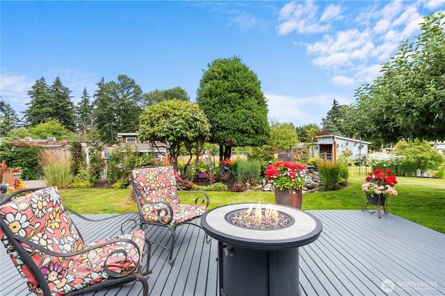 8715 18th Avenue E, Tacoma, WA 98445