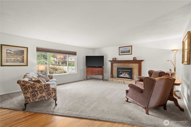 8715 18th Avenue E, Tacoma, WA 98445