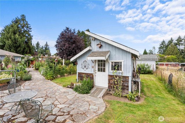 8715 18th Avenue E, Tacoma, WA 98445