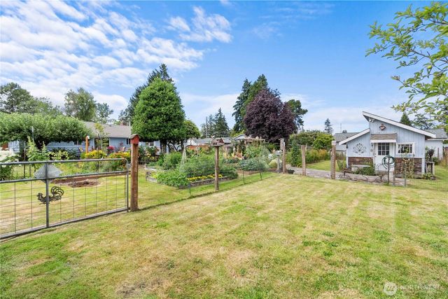 8715 18th Avenue E, Tacoma, WA 98445