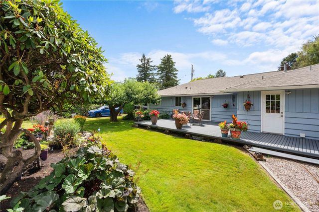 8715 18th Avenue E, Tacoma, WA 98445