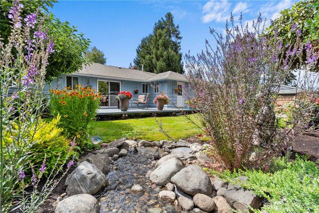 8715 18th Avenue E, Tacoma, WA 98445