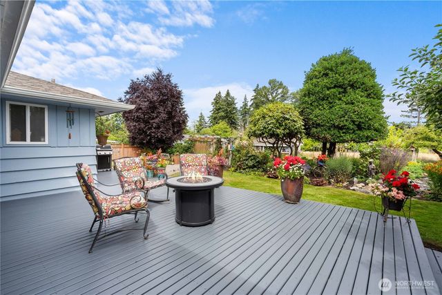 8715 18th Avenue E, Tacoma, WA 98445