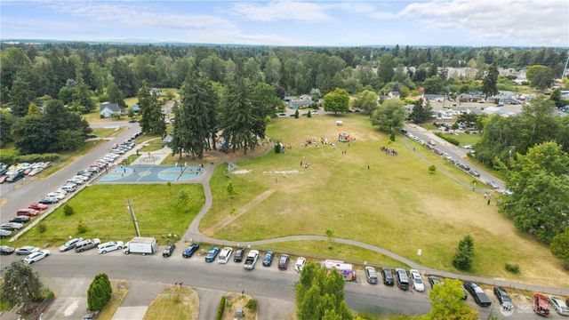 8715 18th Avenue E, Tacoma, WA 98445