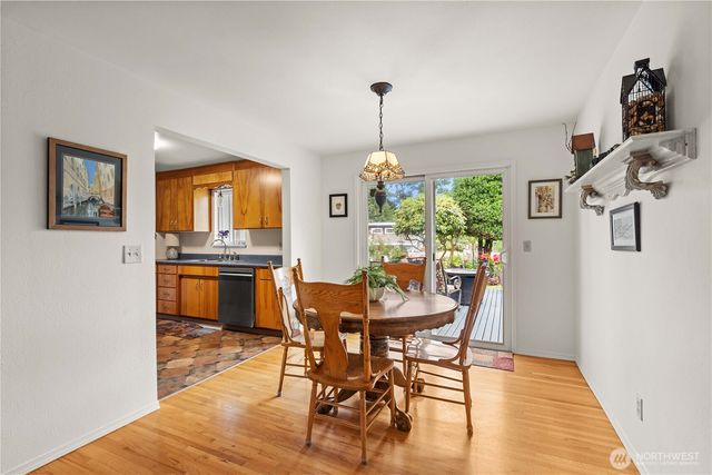 8715 18th Avenue E, Tacoma, WA 98445