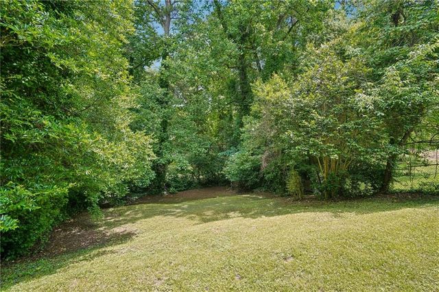 655 Albert Street NW, Atlanta, GA 30318