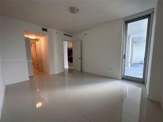 7751 NW 107th Ave 419, Doral, FL 33178