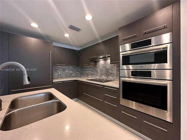 7751 NW 107th Ave 419, Doral, FL 33178