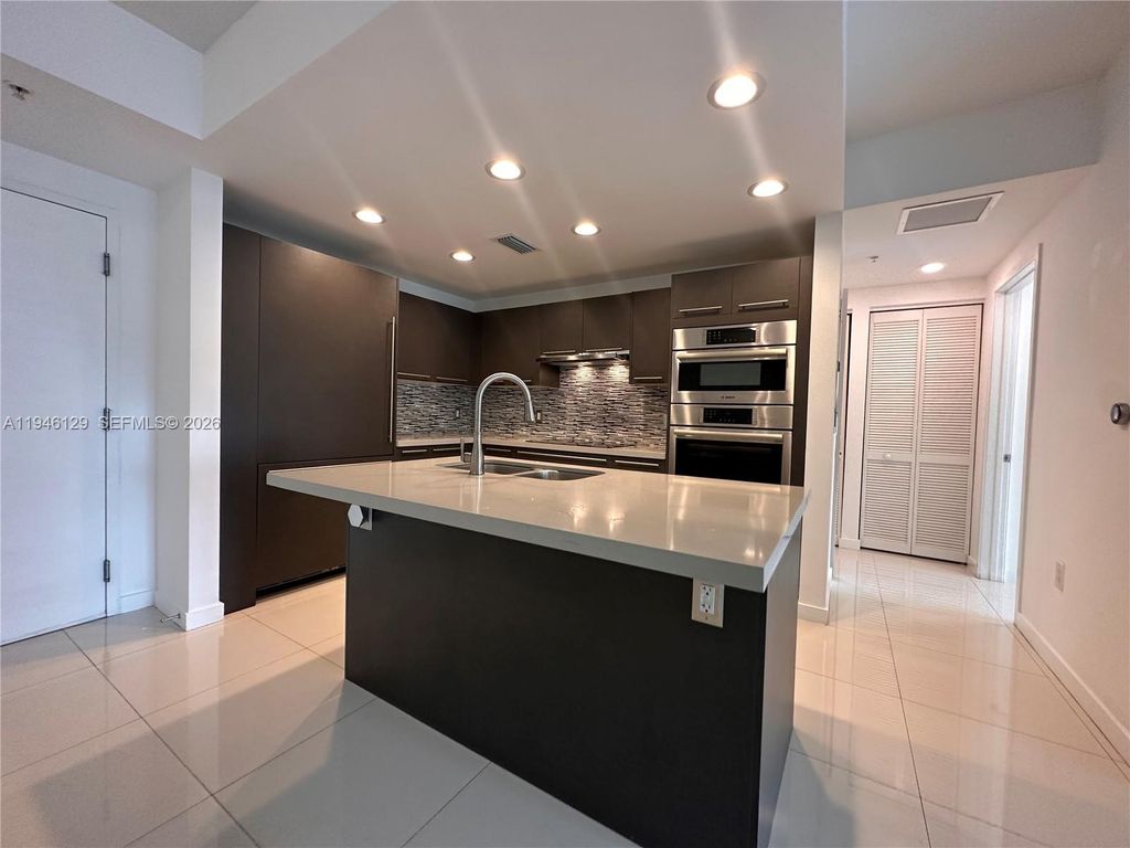 7751 NW 107th Ave 419, Doral, FL 33178