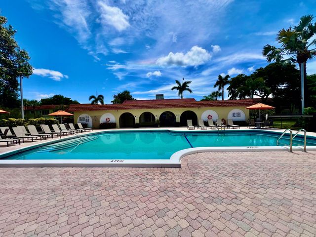 5640 SW 3RD Place 217, Margate, FL 33068