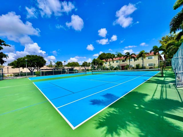 5640 SW 3RD Place 217, Margate, FL 33068