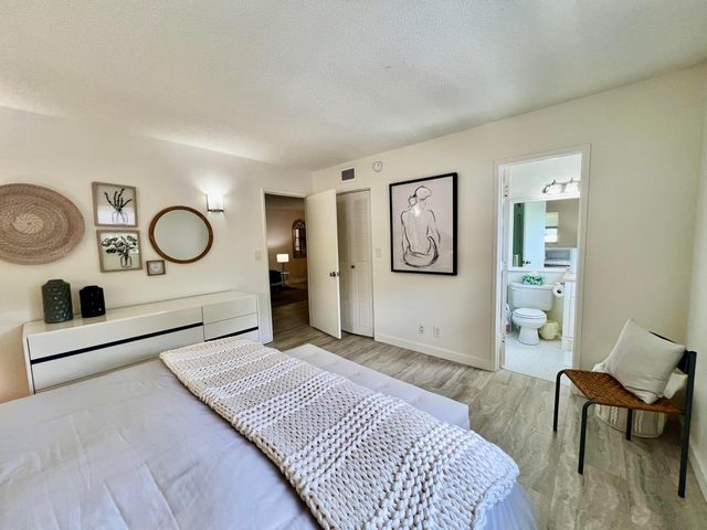 5640 SW 3RD Place 217, Margate, FL 33068