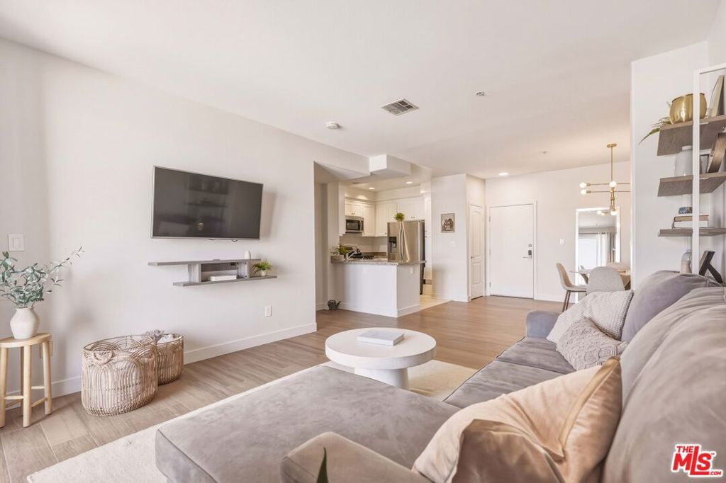 360 W Avenue 26 234, Los Angeles, CA 90031 — photo 3
