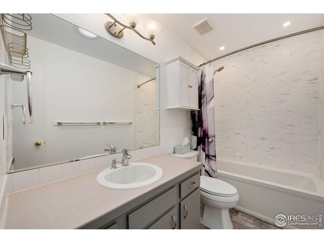 4616 Homestead Ct, Greeley, CO 80634