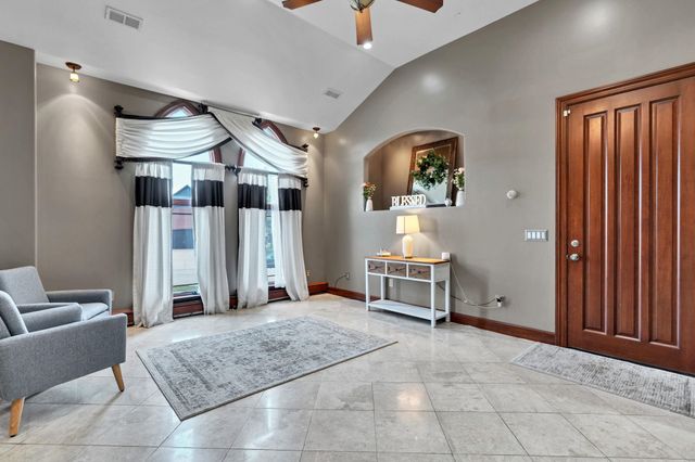 2319 N Rough Creek Rd, Derby, KS 67037