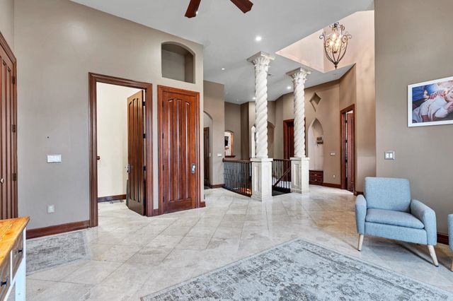2319 N Rough Creek Rd, Derby, KS 67037