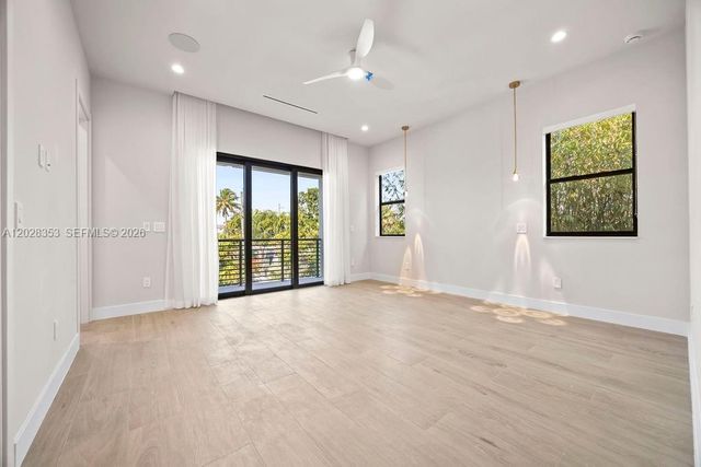 1135 NE 11th Avenue, Fort Lauderdale, FL 33304