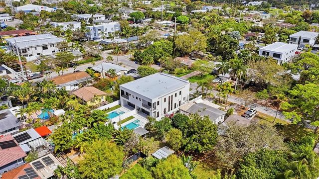 1135 NE 11th Avenue, Fort Lauderdale, FL 33304