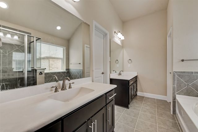 137 Sierra Drive, Waxahachie, TX 75167