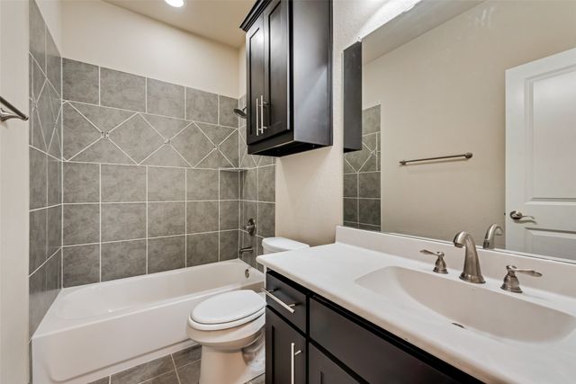 137 Sierra Drive, Waxahachie, TX 75167
