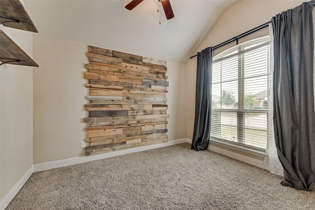 137 Sierra Drive, Waxahachie, TX 75167