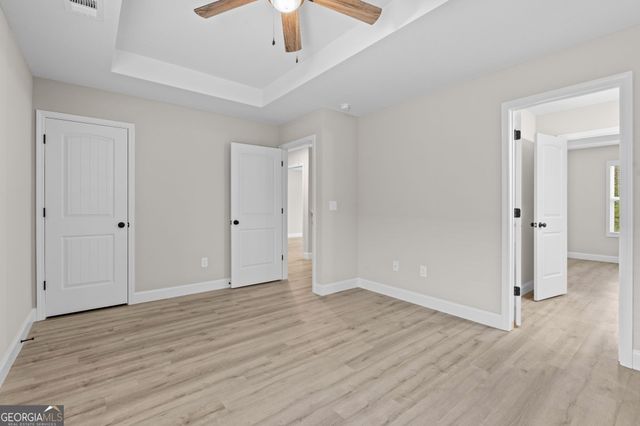 302 Beau Claire Circle, Byron, GA 31008