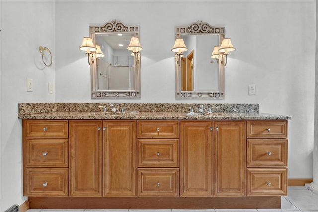 5035 N Northwood Trace, Janesville, WI 53545